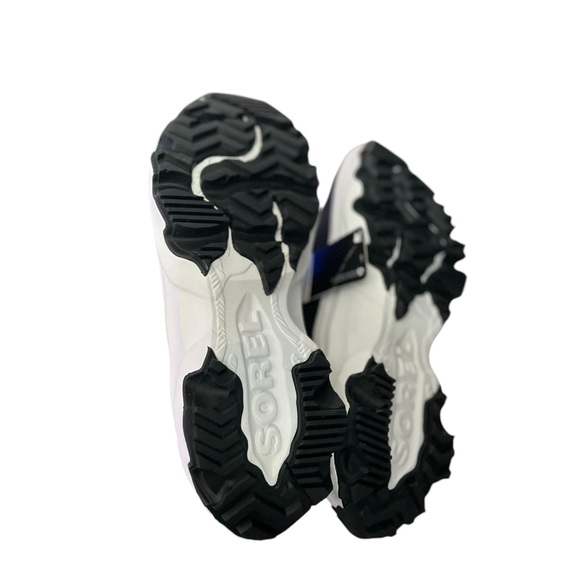 NWT SOREL Kinetic Breakthrough Conquest Waterproof Black White Sneakers Booties - Picture 16 of 16